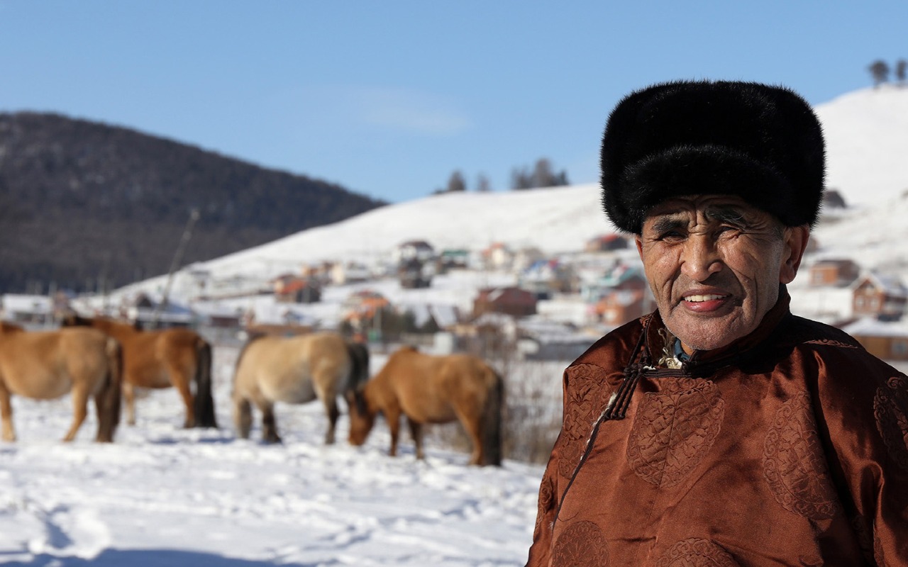 81-Year-Old Park Ranger and Herder Batmunkh Luvsandash Wins the 2025 Goldman Environmental Prize for Mongolia | Premium Travel Mongolia
